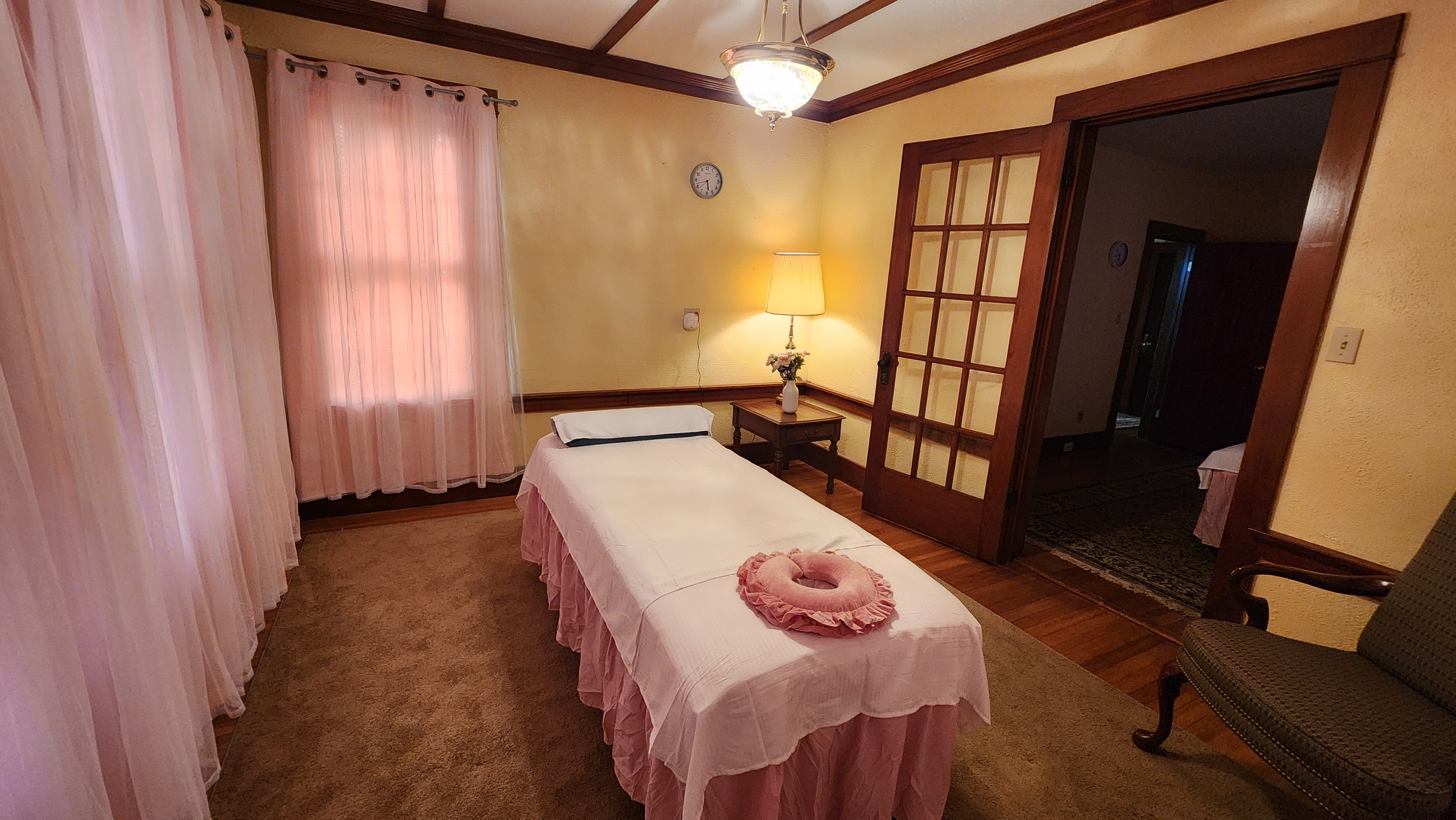 188 ZZ SPA gallery image